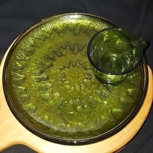 Vintage  Indiana Glass Sunburst Olive Green Snack Set